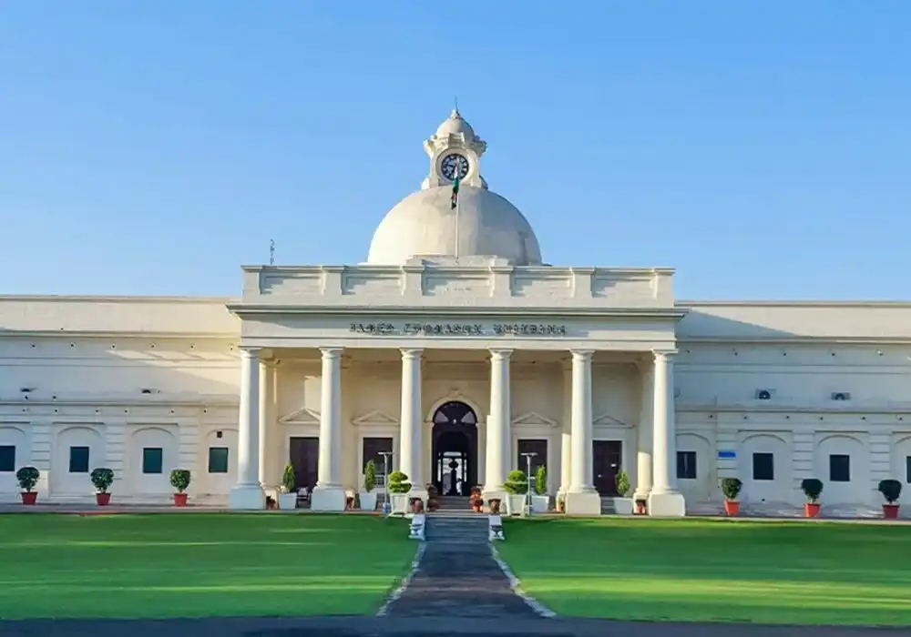 Quantum Leap into the Future: IIT Roorkee Unveils Cutting-Edge AI/ML & Quantum Computing Course